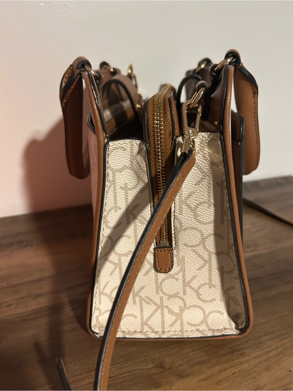 Calvin Klein Cream Satchel with Tan Trim and Logo - Picture 3 of 12